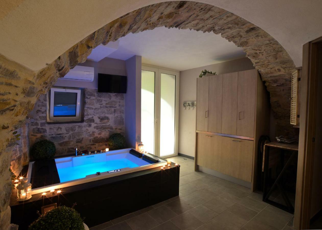 Chalet In Liguria Villa Vasia Buitenkant foto